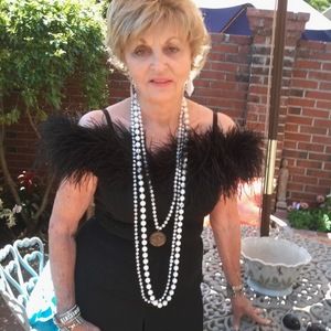 Meet your Posher, Anne